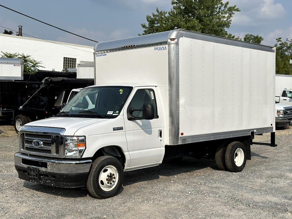 2024 Ford F-350 Super Duty Chassis Cab Photo in Silver Spring, MD 20904