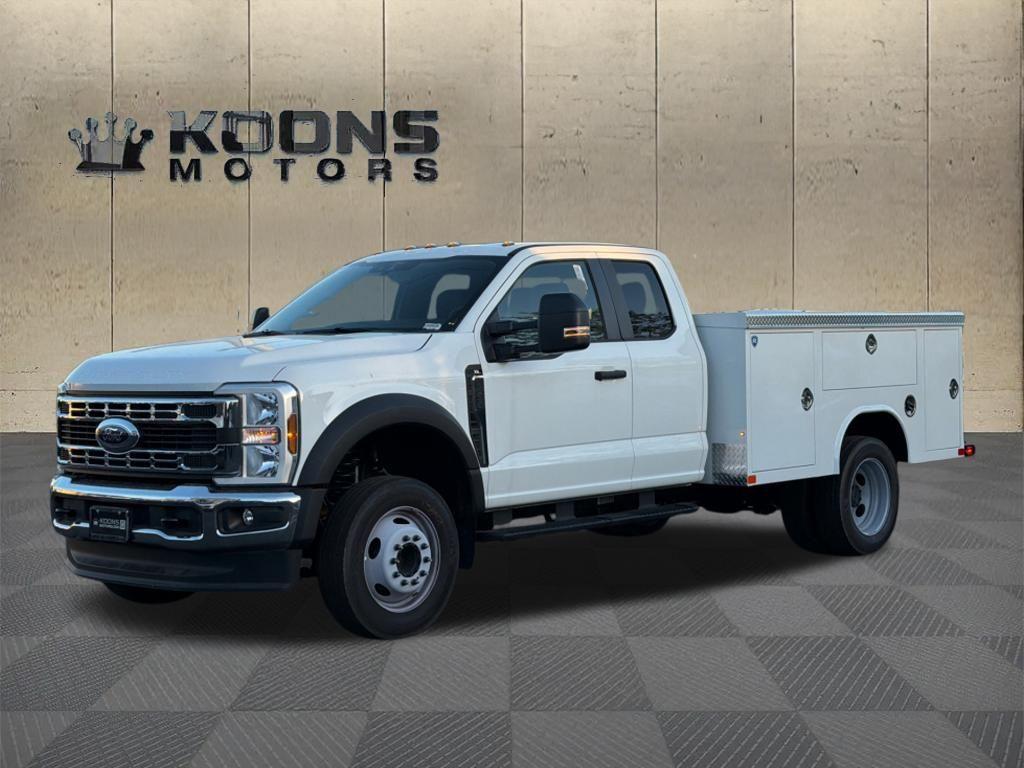 2025 Ford F-450 Photo in Silver Spring, MD 20904