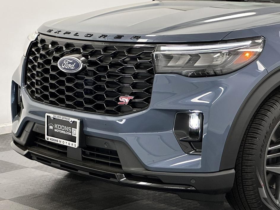 2025 Ford Explorer Photo in Silver Spring, MD 20904