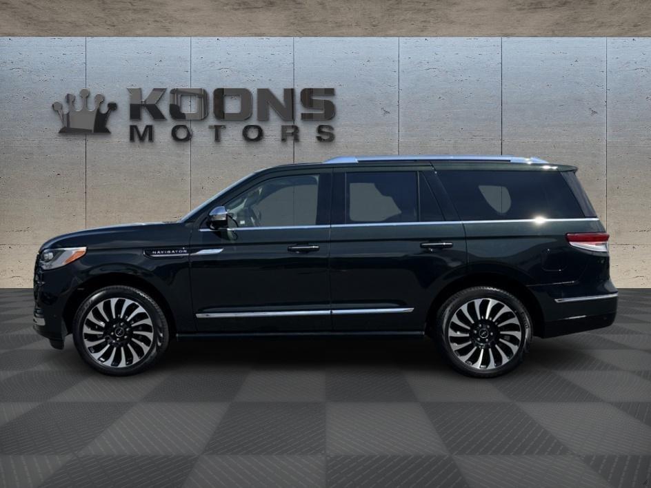 2022 Lincoln Navigator Photo in Bethesda, MD 20814