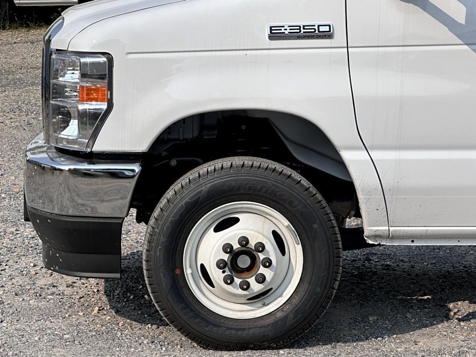 2024 Ford F-350 Super Duty Chassis Cab Photo in Silver Spring, MD 20904