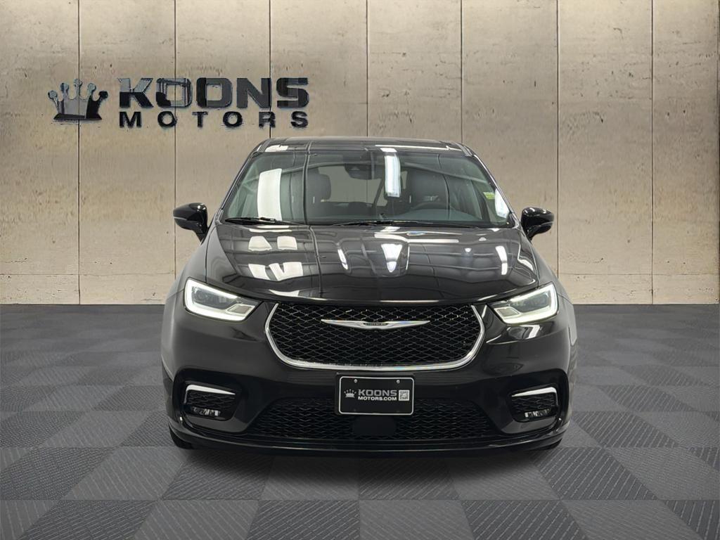 2024 Chrysler Pacifica Photo in Bethesda, MD 20814
