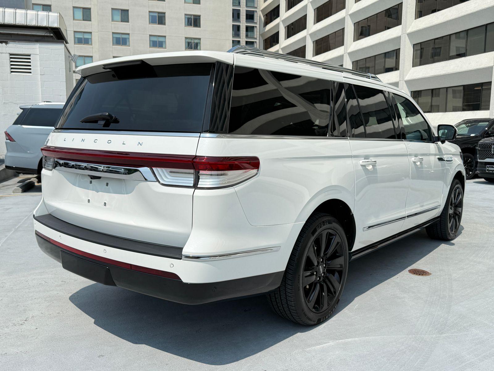 2023 Lincoln Navigator L Photo in Bethesda, MD 20814