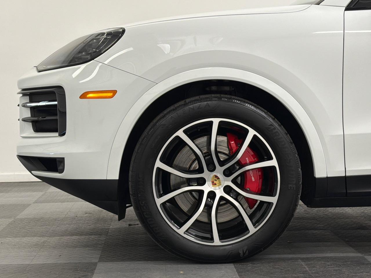 2024 Porsche Cayenne Photo in Silver Spring, MD 20904