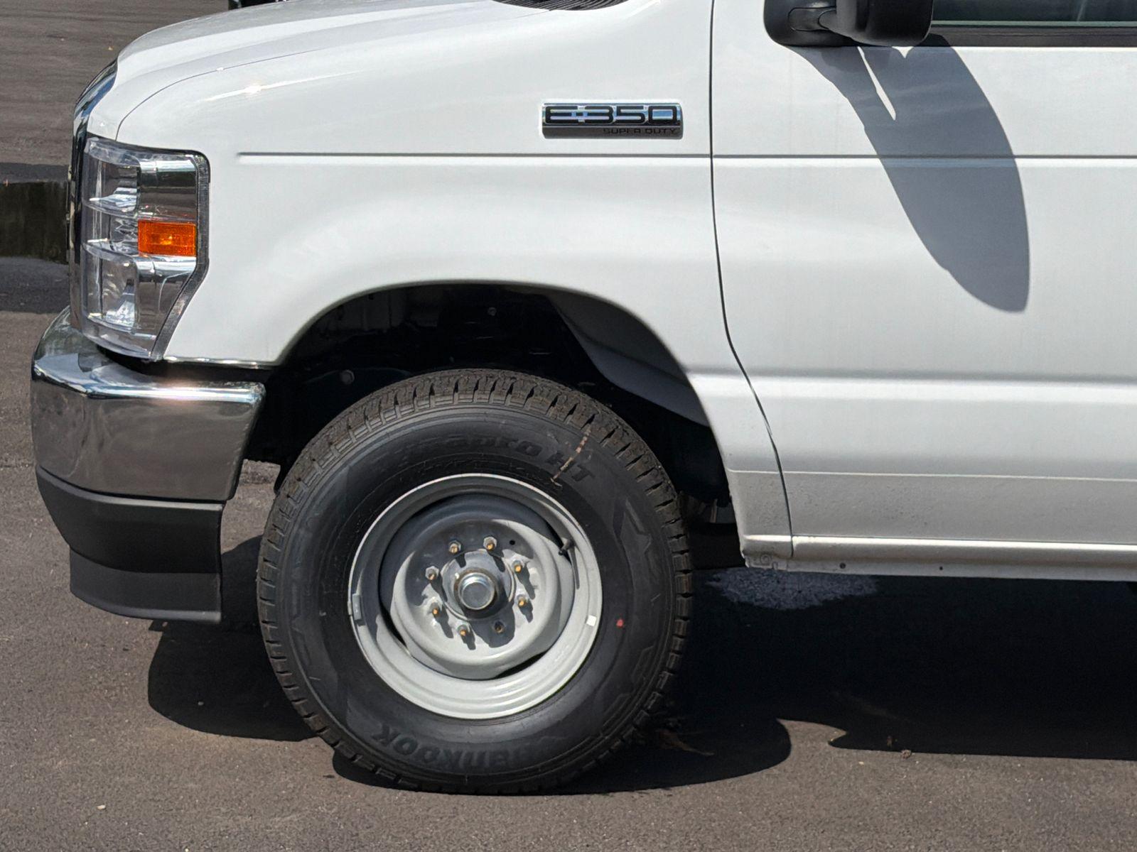 2027 Ford E-350SD Photo in Silver Spring, MD 20904