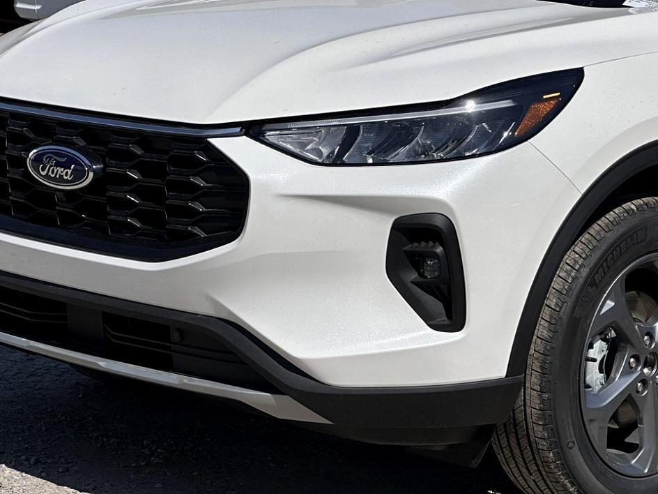 2025 Ford Escape Hybrid Photo in Silver Spring, MD 20904