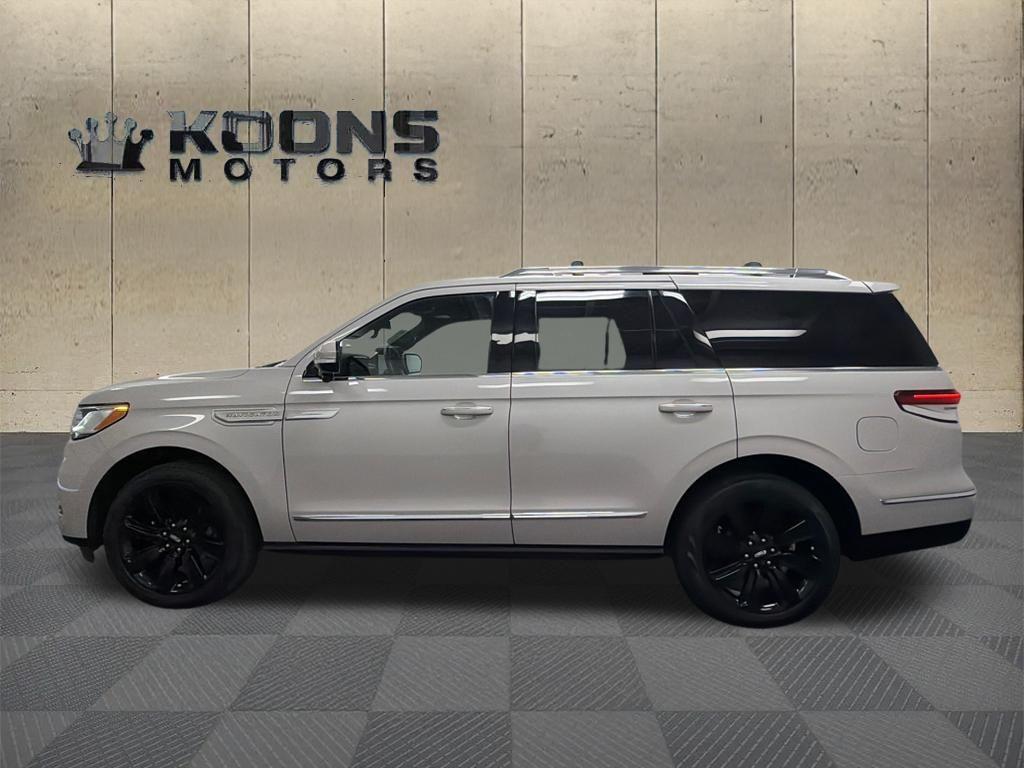 2023 Lincoln Navigator Photo in Bethesda, MD 20814