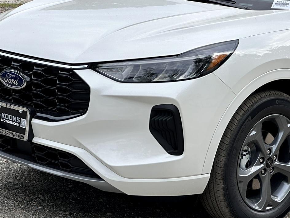 2024 Ford Escape Hybrid Photo in Silver Spring, MD 20904