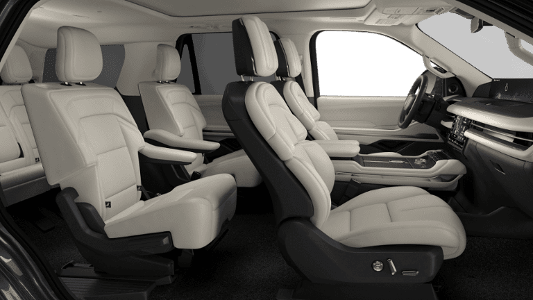 2027 Lincoln Navigator Photo in Bethesda, MD 20814