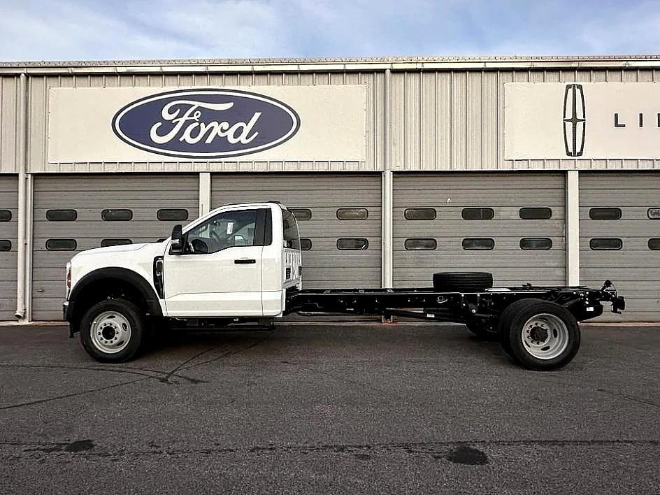 2025 Ford F-550 Photo in Silver Spring, MD 20904