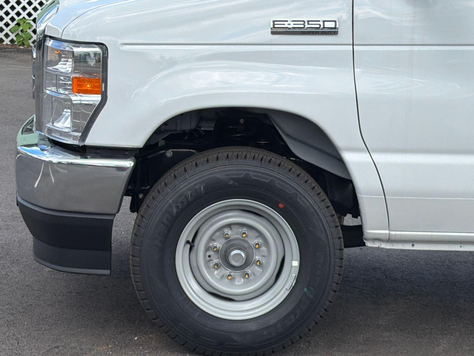 2027 Ford E-350SD Photo in Silver Spring, MD 20904