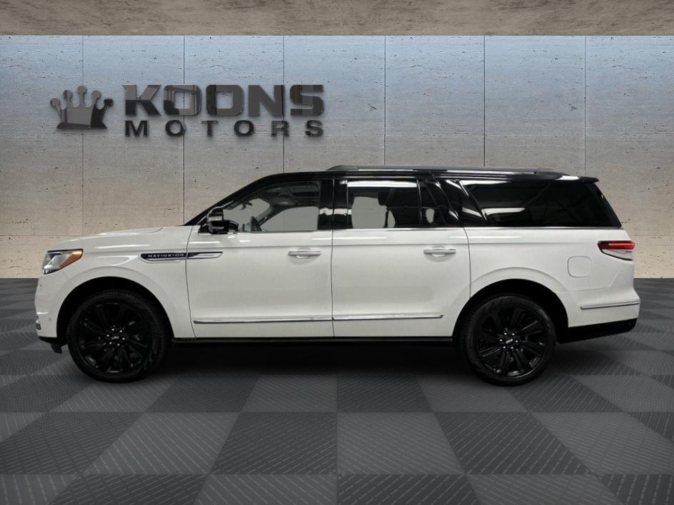 2023 Lincoln Navigator Photo in Bethesda, MD 20814