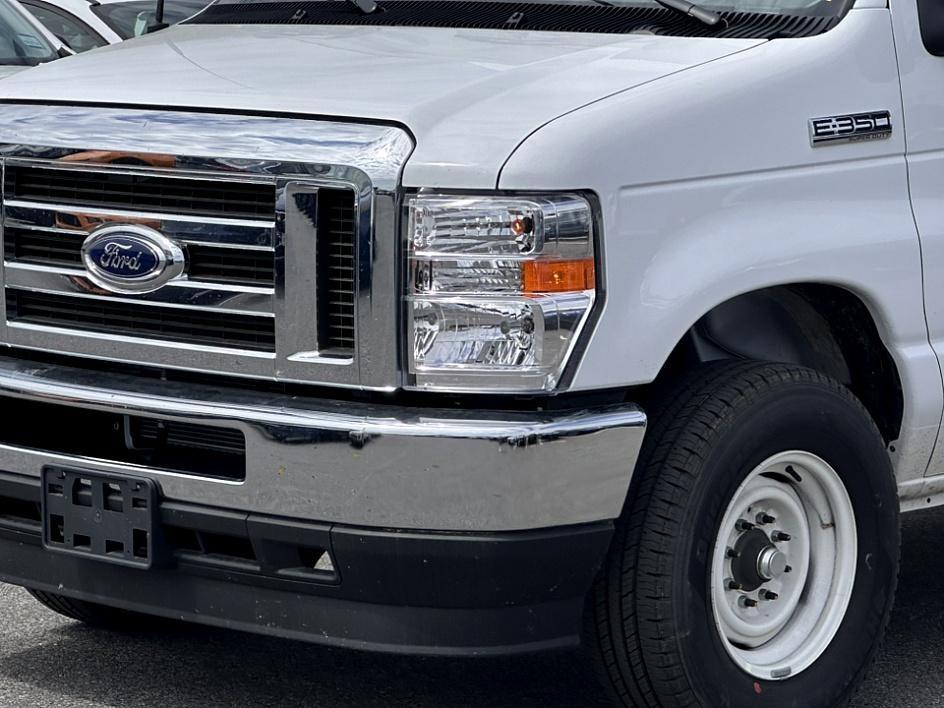 2025 Ford F-350 Super Duty Chassis Cab Photo in Silver Spring, MD 20904