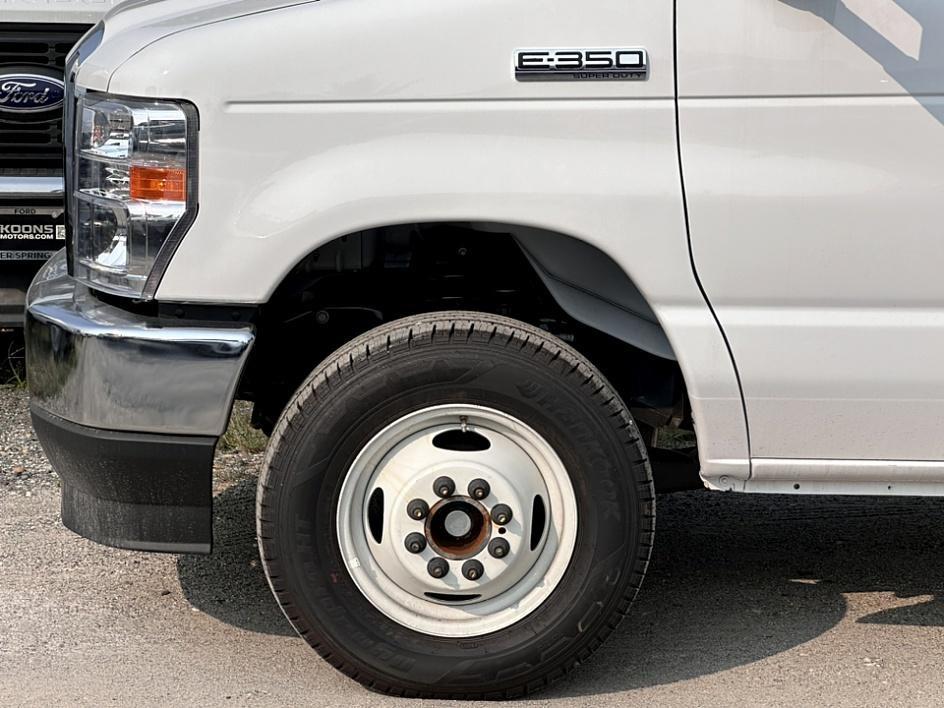 2024 Ford F-350 Super Duty Chassis Cab Photo in Silver Spring, MD 20904