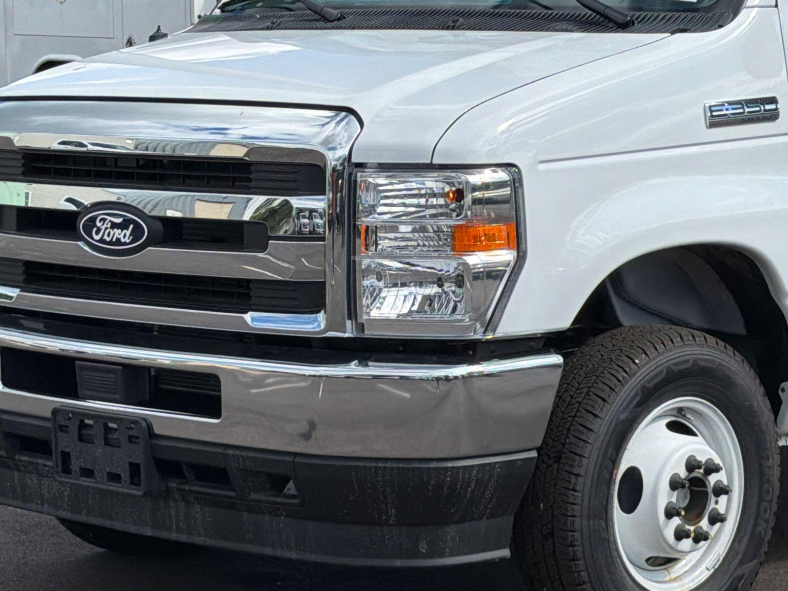 2027 Ford E-350SD Photo in Silver Spring, MD 20904