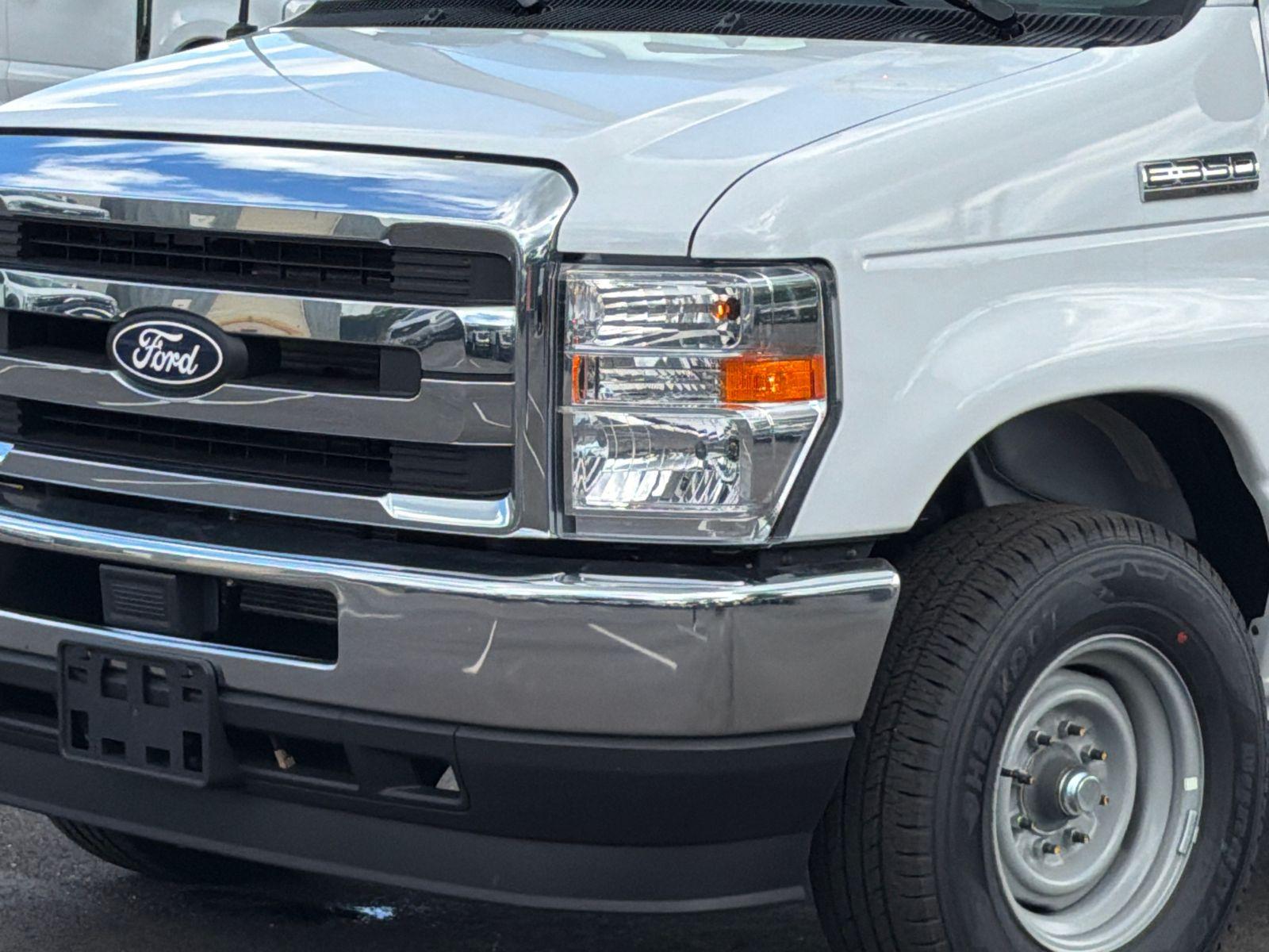 2027 Ford E-350SD Photo in Silver Spring, MD 20904