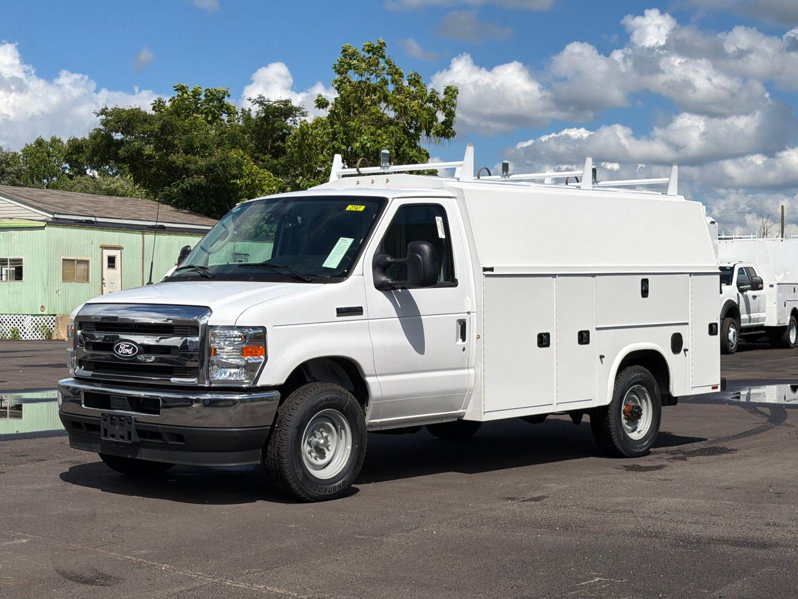 2027 Ford E-350SD Photo in Silver Spring, MD 20904