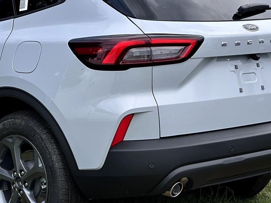 2025 Ford Escape Hybrid Photo in Silver Spring, MD 20904