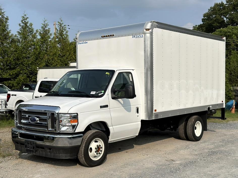 2024 Ford F-350 Super Duty Chassis Cab Photo in Silver Spring, MD 20904