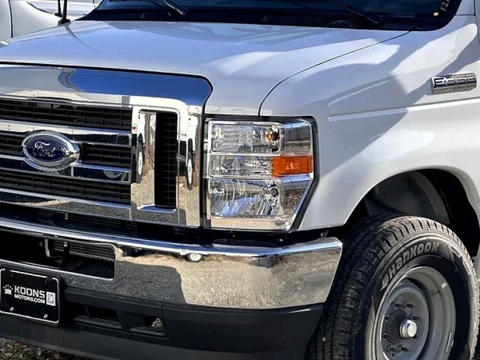 2024 Ford F-350 Super Duty Chassis Cab Photo in Silver Spring, MD 20904