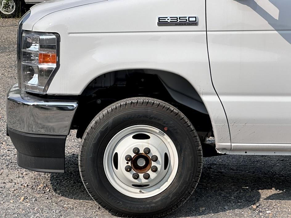 2024 Ford F-350 Super Duty Chassis Cab Photo in Silver Spring, MD 20904