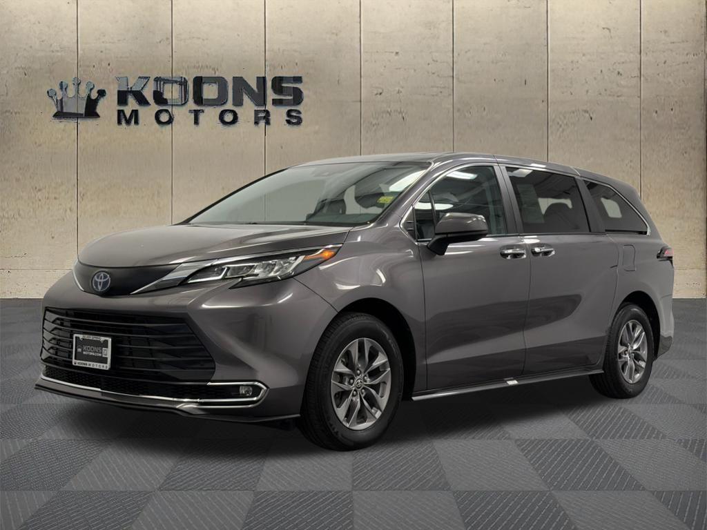 2023 Toyota Sienna Photo in Silver Spring, MD 20904