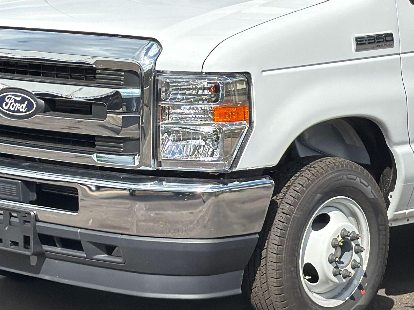 2027 Ford E-350SD Photo in Silver Spring, MD 20904