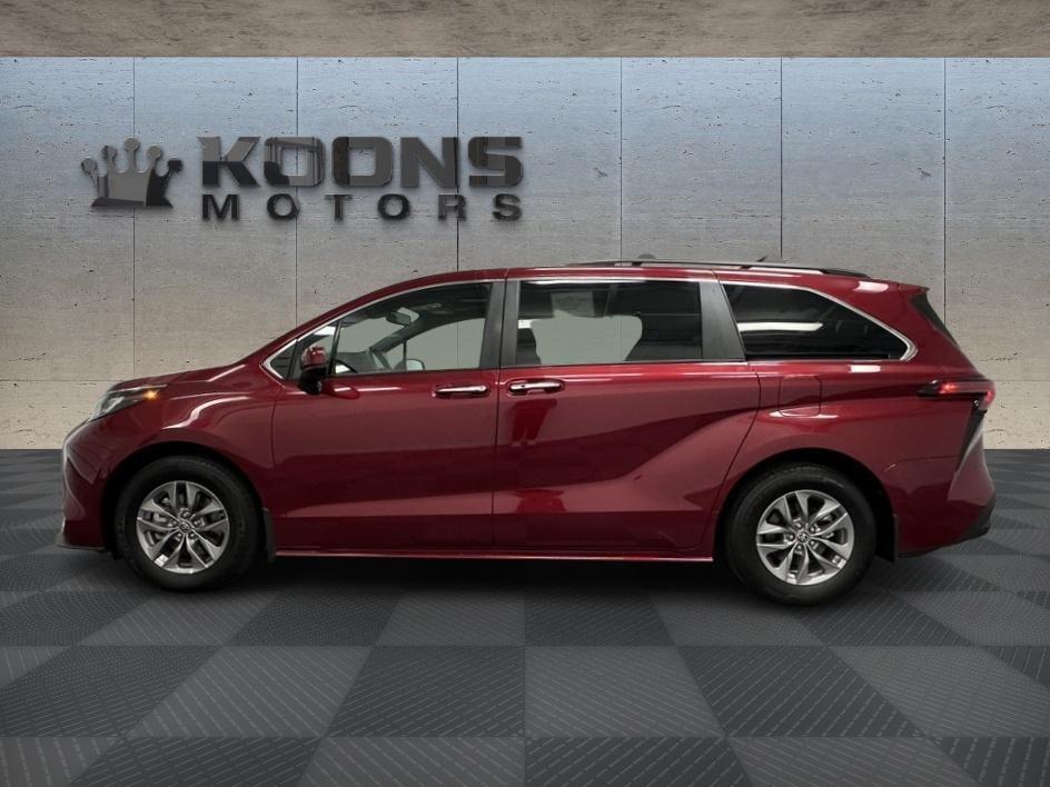 2022 Toyota Sienna Photo in Silver Spring, MD 20904