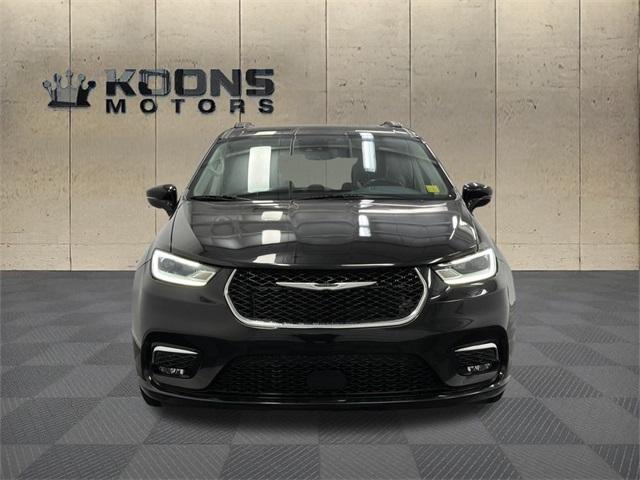 2021 Chrysler Pacifica Photo in Bethesda, MD 20814