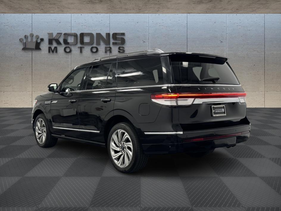 2022 Lincoln Navigator Photo in Bethesda, MD 20814