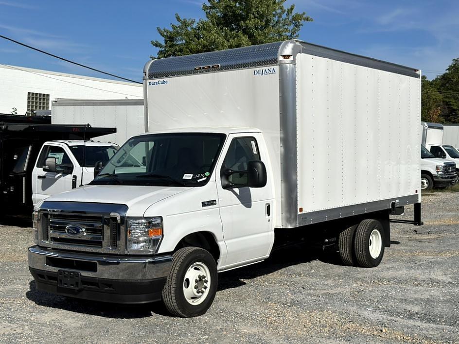 2024 Ford F-350 Super Duty Chassis Cab Photo in Silver Spring, MD 20904