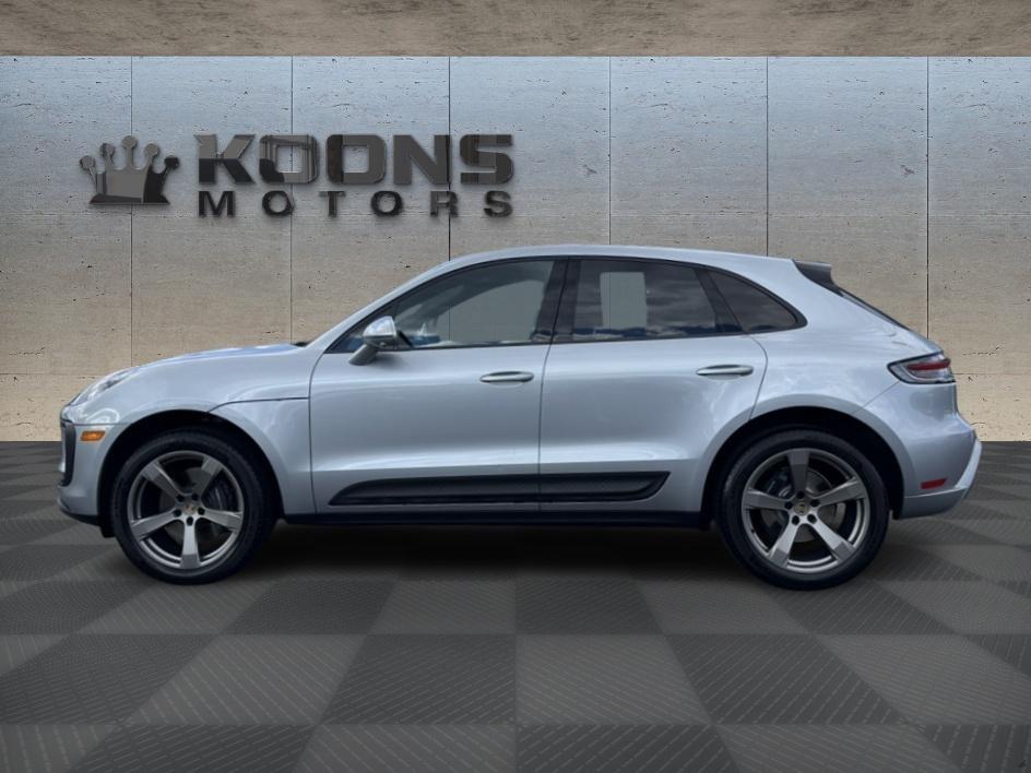 2024 Porsche Macan Photo in Silver Spring, MD 20904