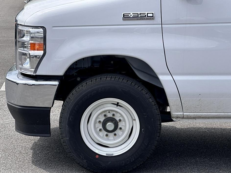2025 Ford F-350 Super Duty Chassis Cab Photo in Silver Spring, MD 20904