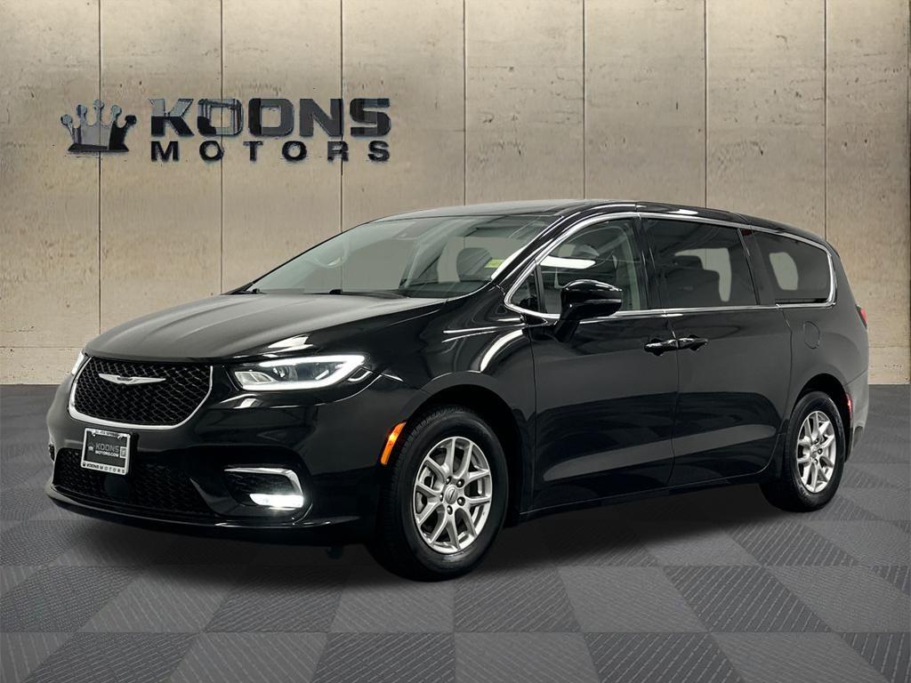 2024 Chrysler Pacifica Photo in Silver Spring, MD 20904