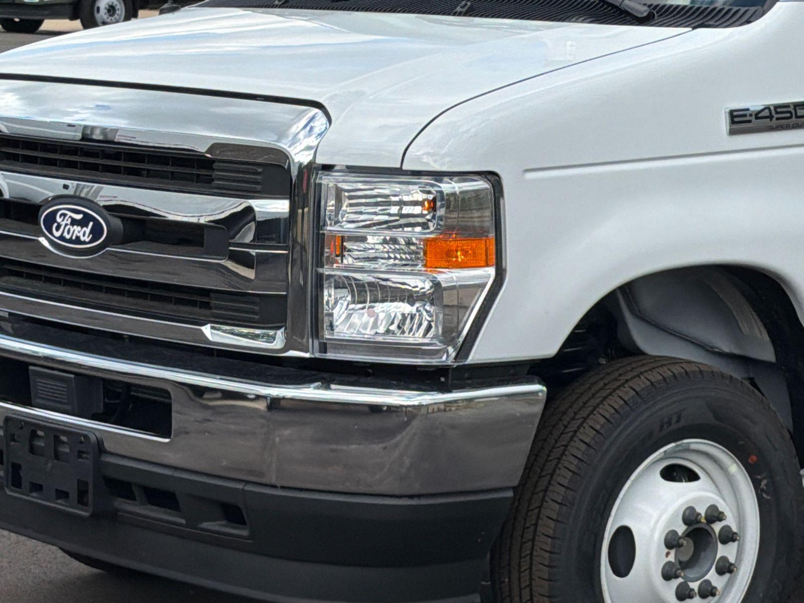 2027 Ford E-450SD Photo in Silver Spring, MD 20904
