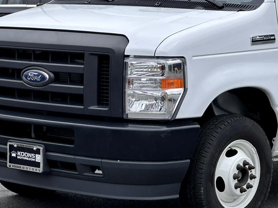 2024 Ford E-350SD Photo in Silver Spring, MD 20904