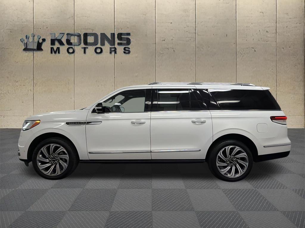 2023 Lincoln Navigator L Photo in Bethesda, MD 20814
